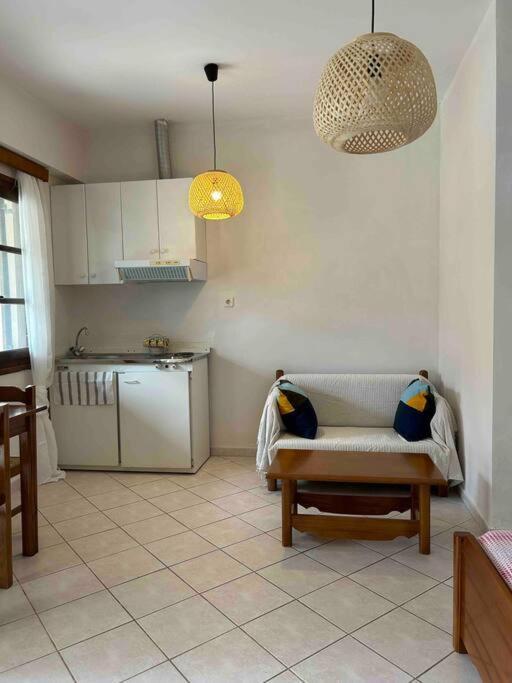 Cozy Studio In Skala, Agistri Lejlighed Eksteriør billede